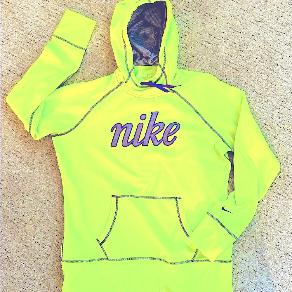 Awesome Nike hoodie